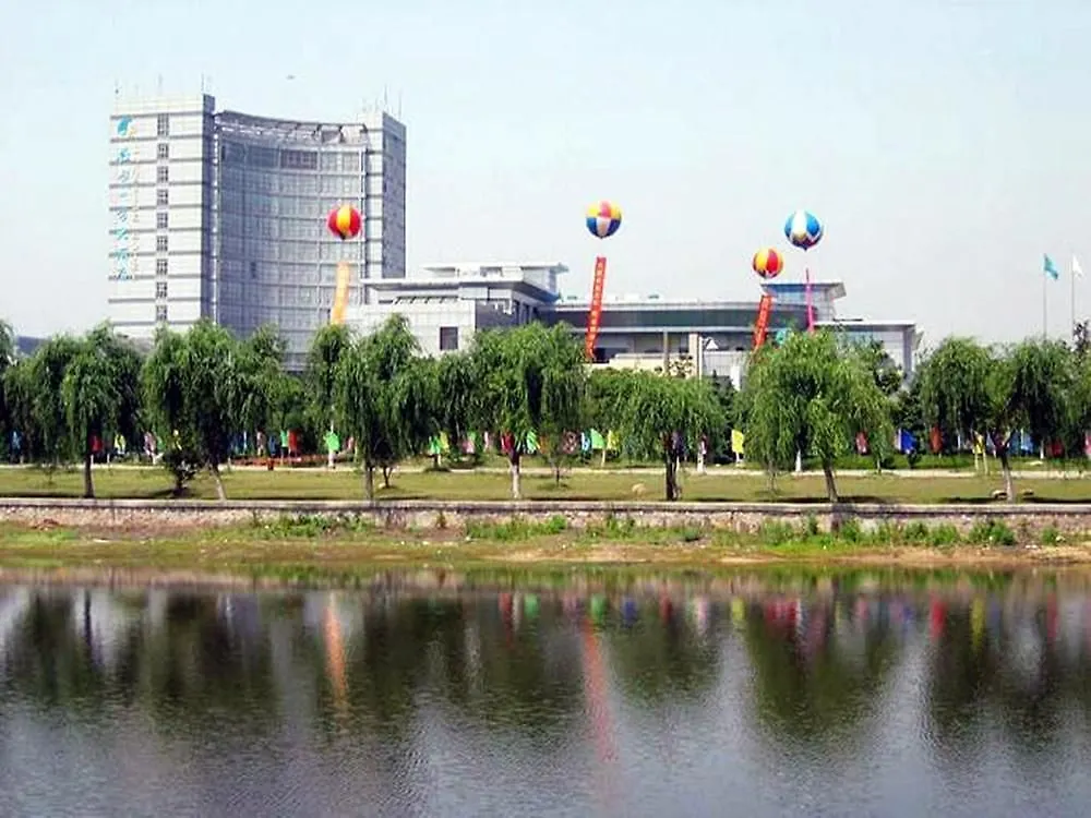 Lakeside Hotel Suzhou