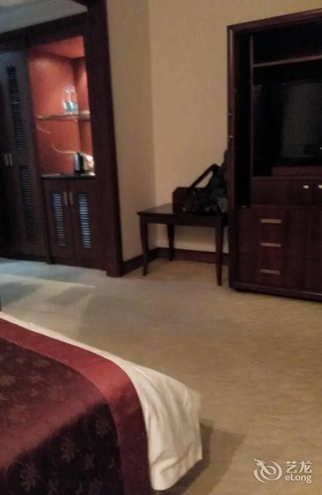 Lakeside Hotel Suzhou  5*, Suzhou (Jiangsu)